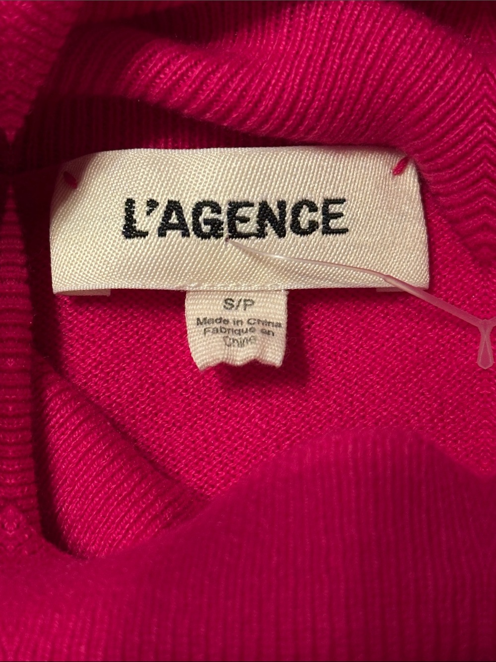 L’AGENCE Bright Fuchsia Turtleneck Top size small. - Picture 8 of 12